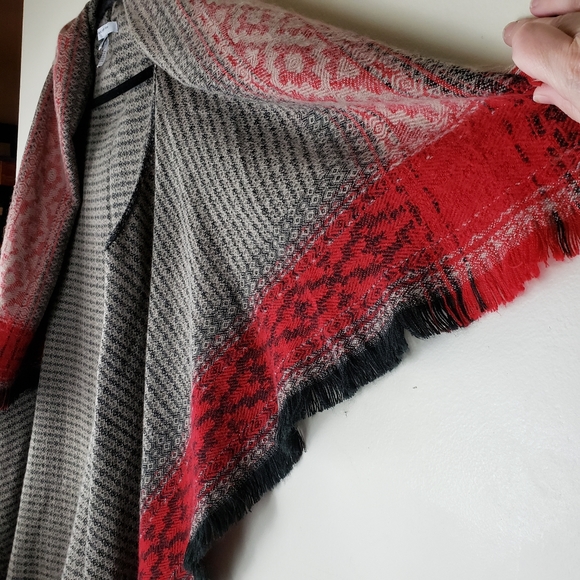 Andrew Marc NY Vest Wrap - Picture 3 of 7